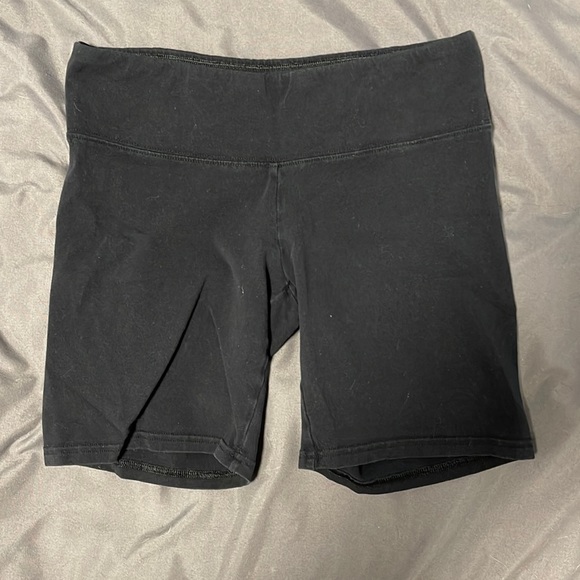 TNA short bike short - Picture 1 of 3